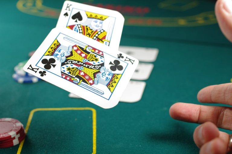 Why Beginners Should Play Tight Poker Initially