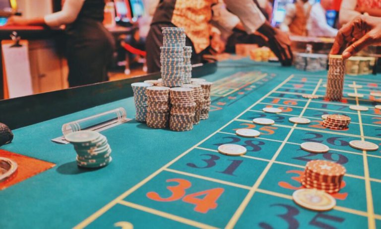 Bankroll Mastery: Pro Tips for Smart Money Management in Casino Adventures