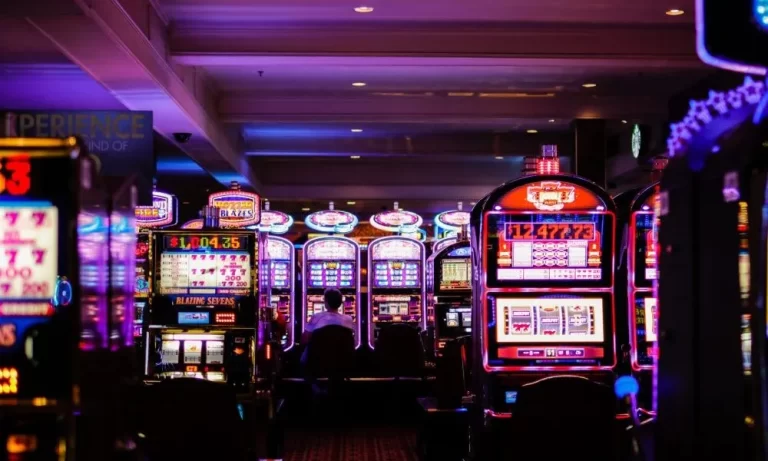 Hidden Costs of Chasing Big Wins on Slots